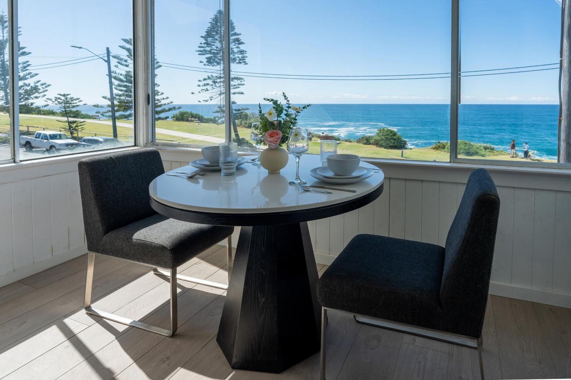 Maroubra Ocean&beach View Private 1 Bedroom Apartment